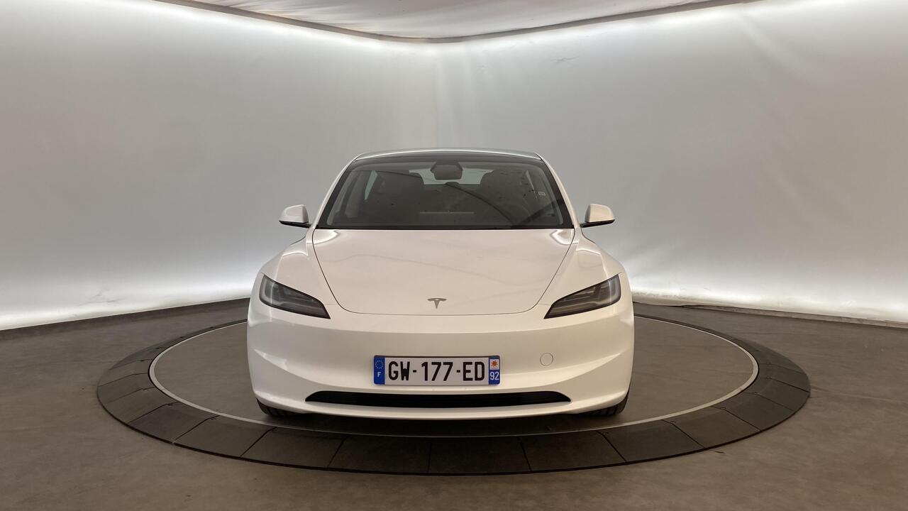 Tesla Model 3 : Grande Autonomie