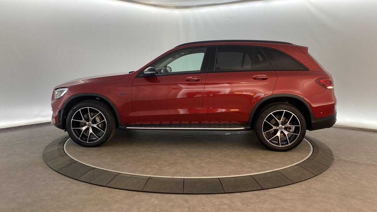 Mercedes Classe GLC 300de AMG Line 4Matic AMG Line - Image 8