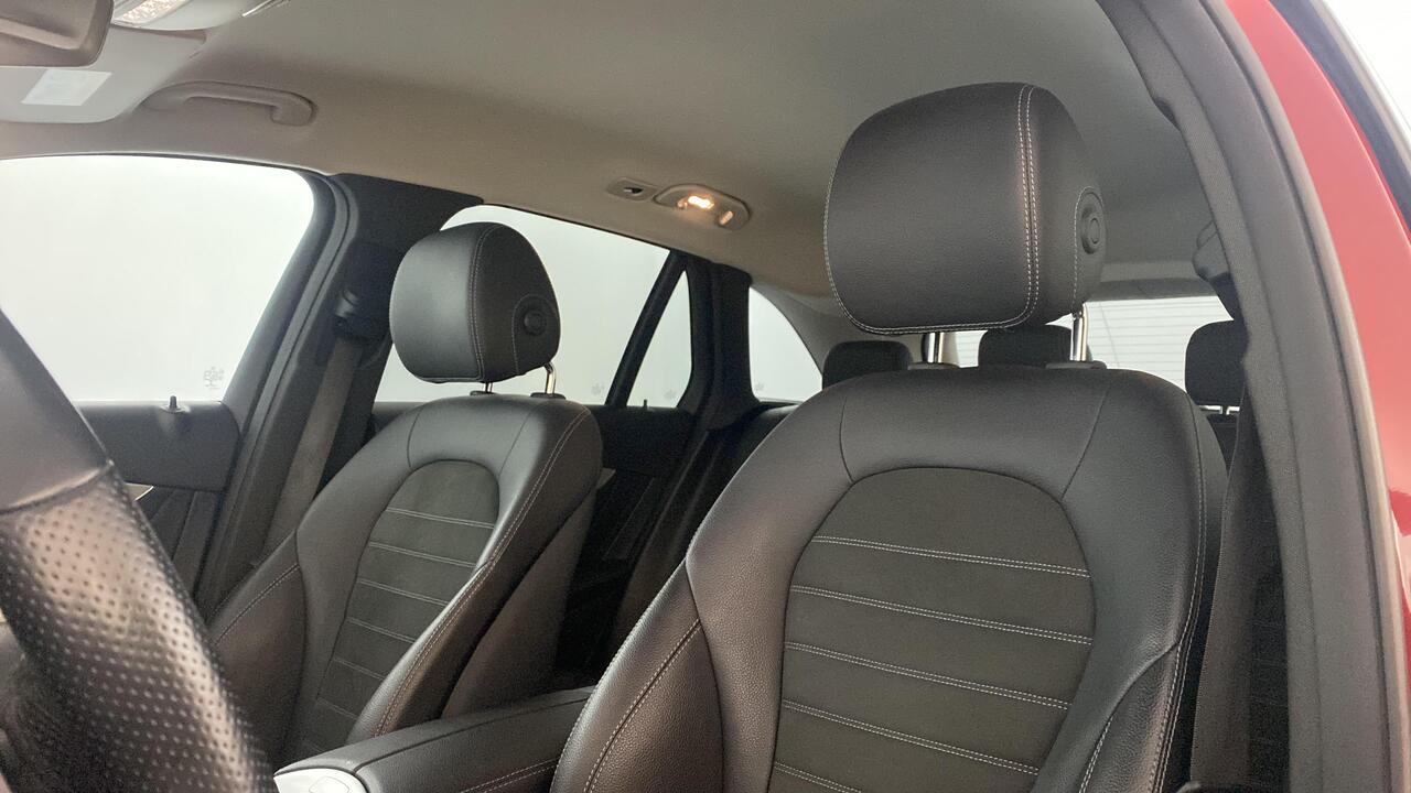 Mercedes Classe GLC 300de AMG Line 4Matic AMG Line - Image 11