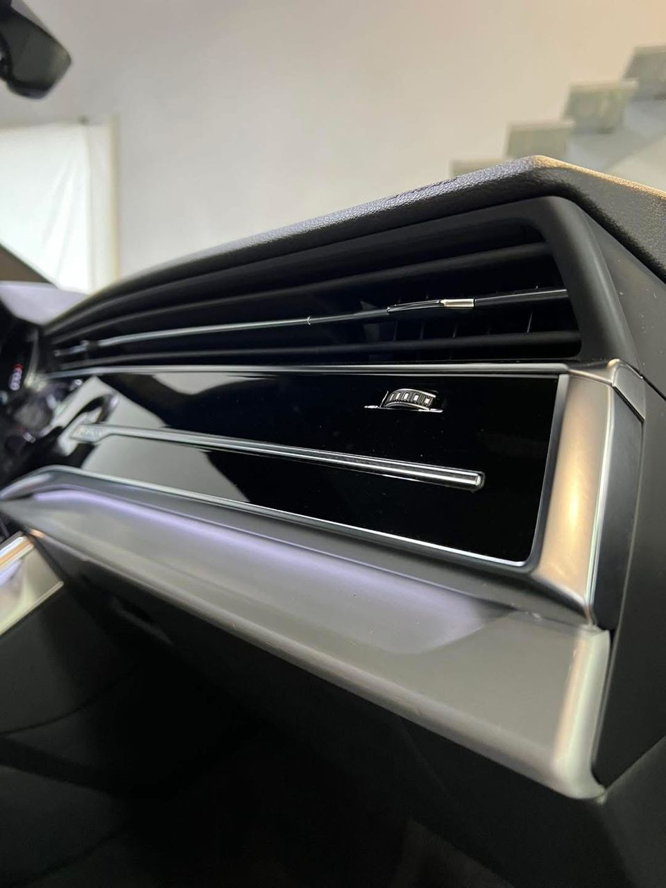 Audi Q8 S-Line 50 TDI Quattro - Image 7