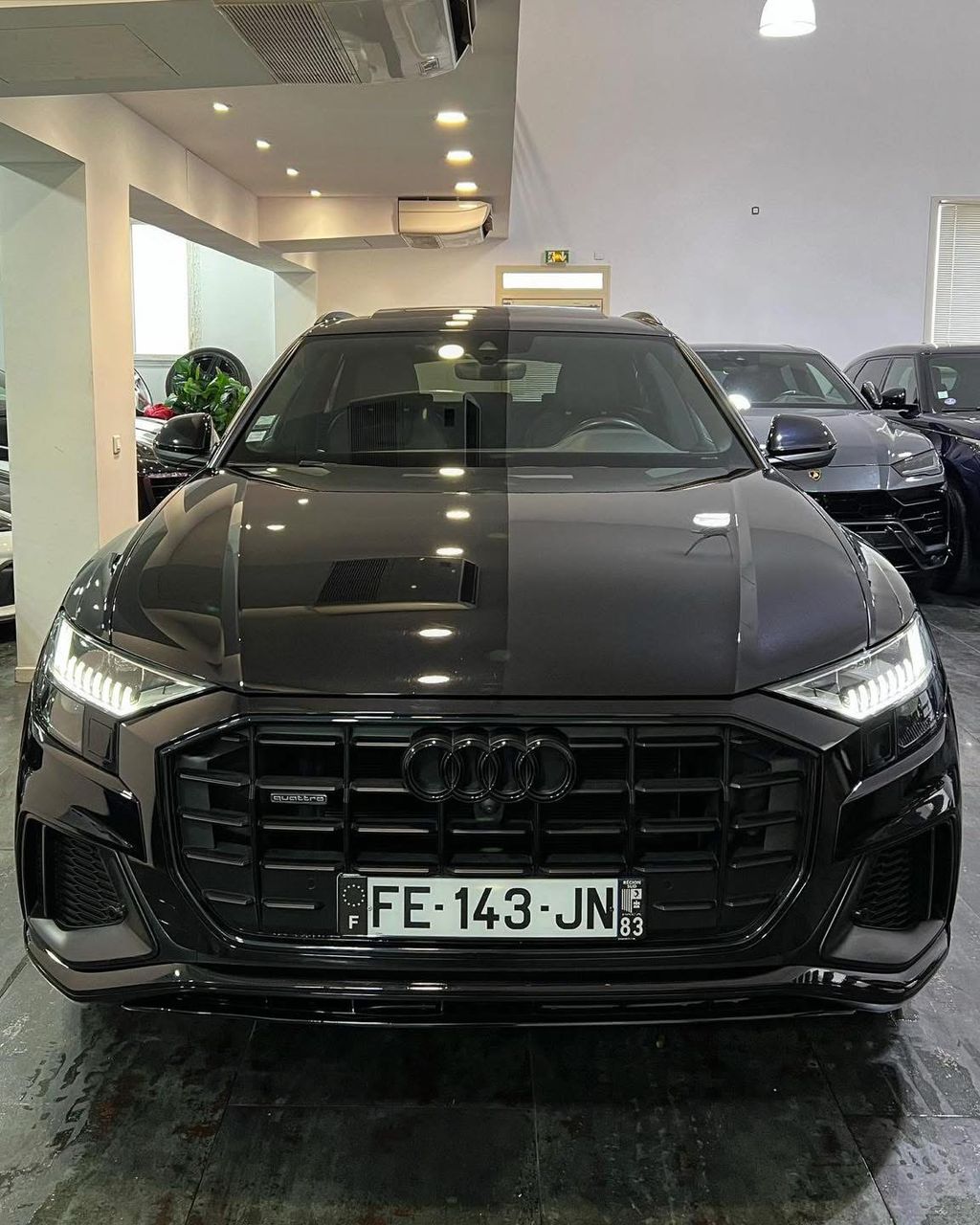 Audi Q8 S-Line 50 TDI Quattro - Image 13