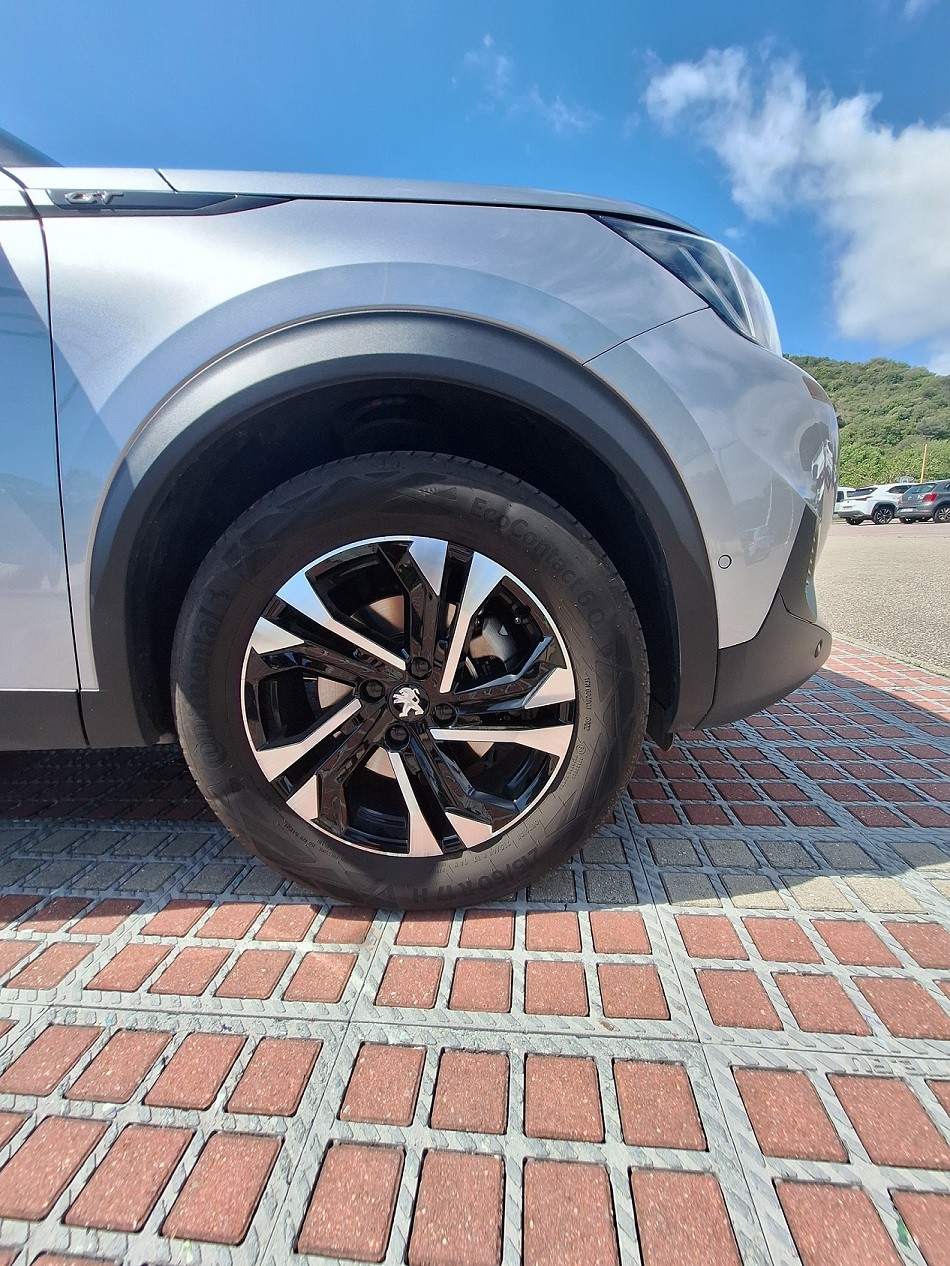 Peugeot 2008 GT 1.5 BlueHDi 130ch - S&S EAT8 - Image 14