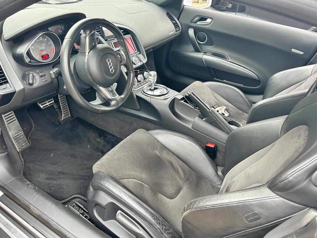 Audi R8 QUATTRO - Image 2