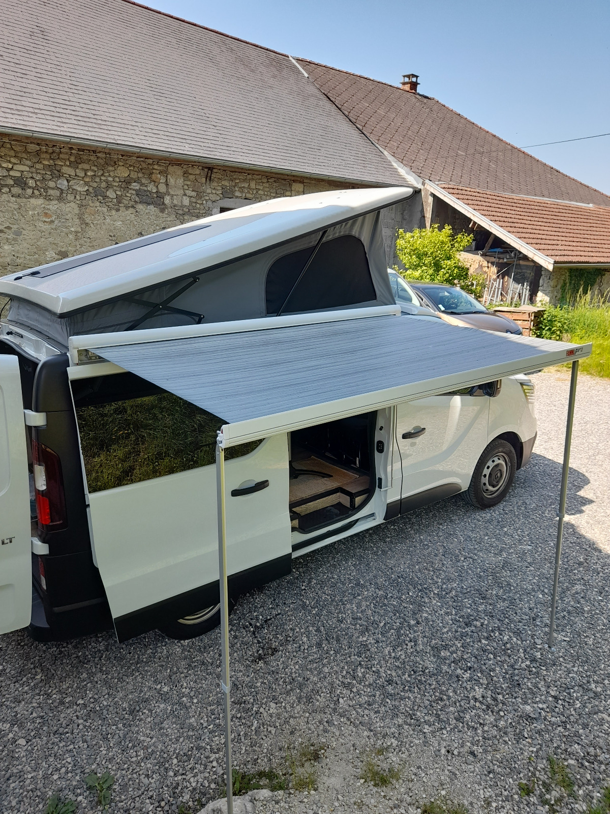 Renault TRAFIC GRAND CONFORT - Image 11