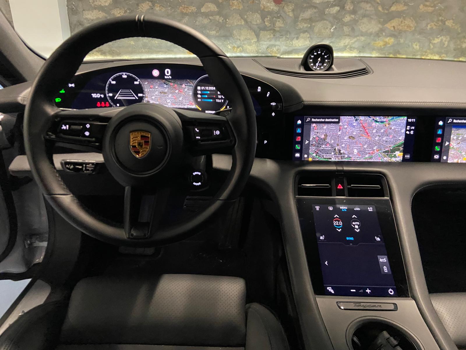 Porsche TAYCAN PERFORMANCE - Image 10