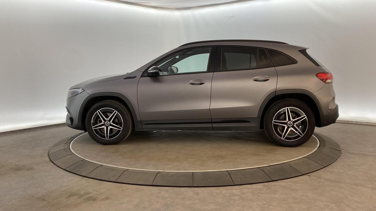 Mercedes EQA 250 AMG Line - Image 4