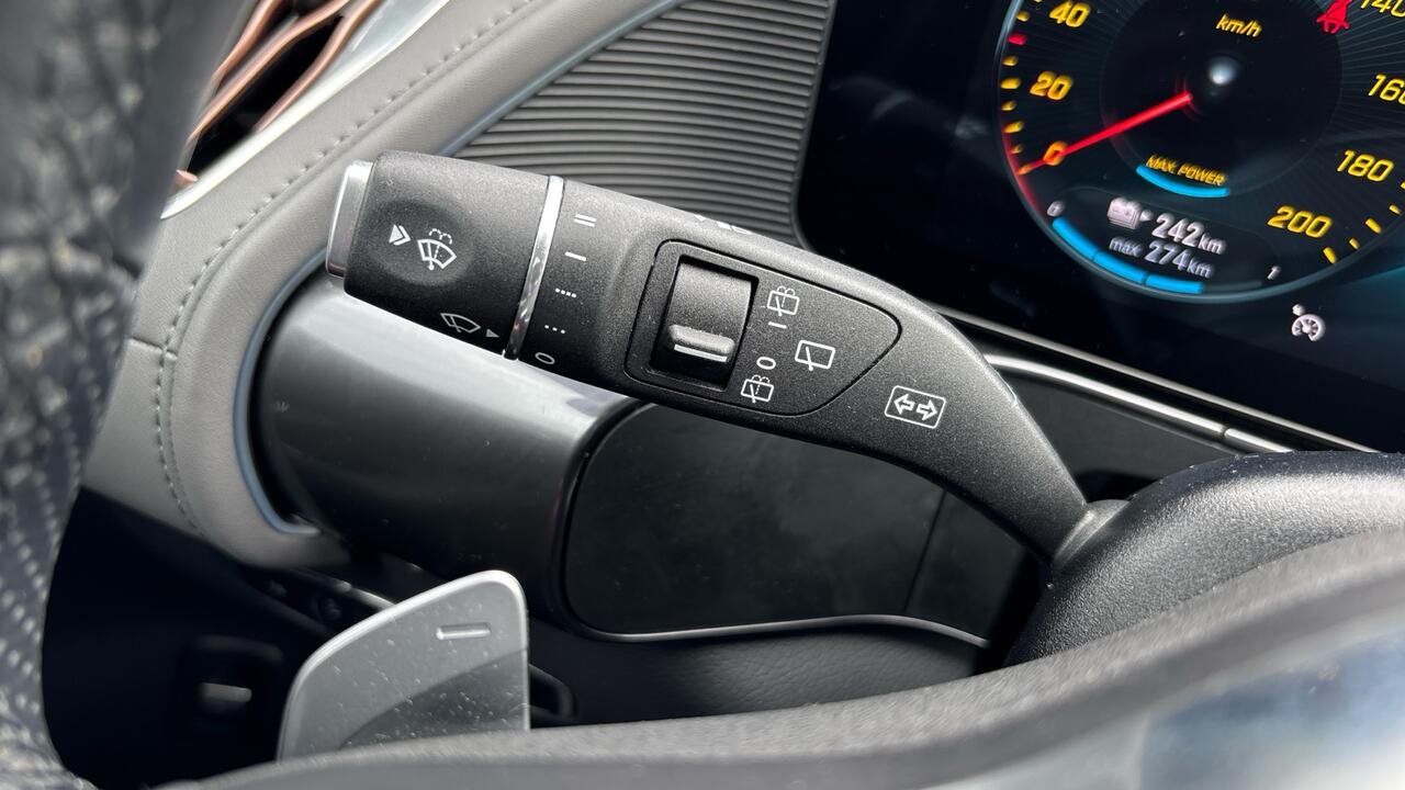 Mercedes EQC 400 AMG LINE 4MATIC - Image 14