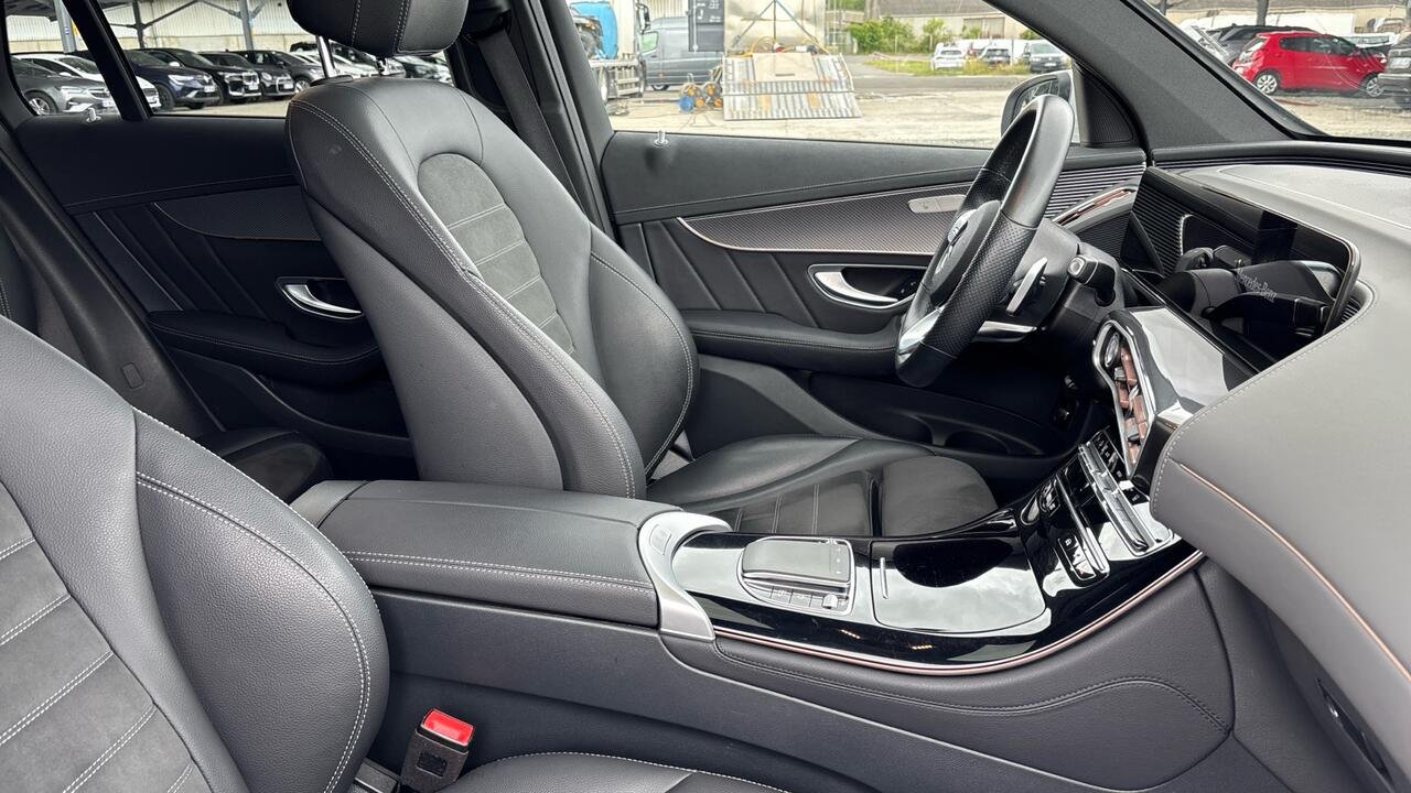 Mercedes EQC 400 AMG LINE 4MATIC - Image 19