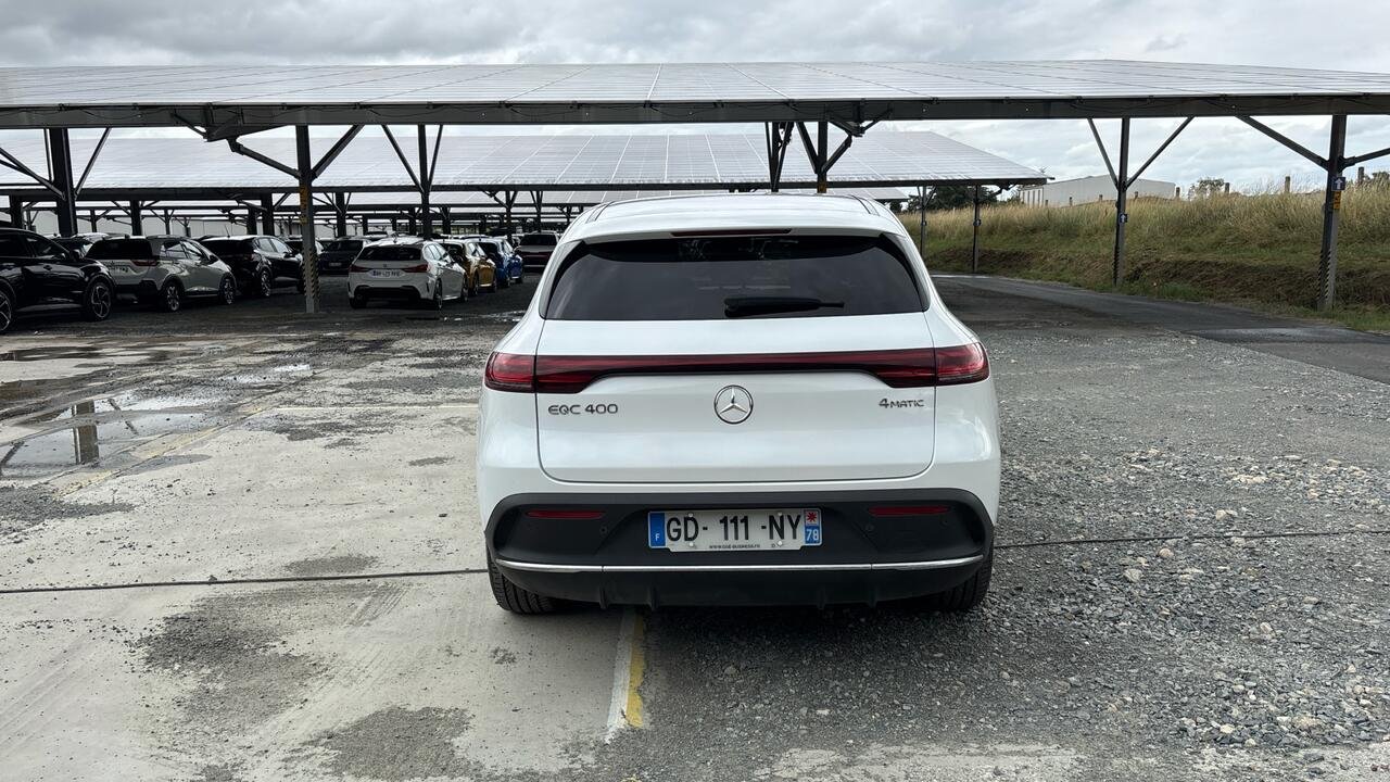 Mercedes EQC 400 AMG LINE 4MATIC - Image 35