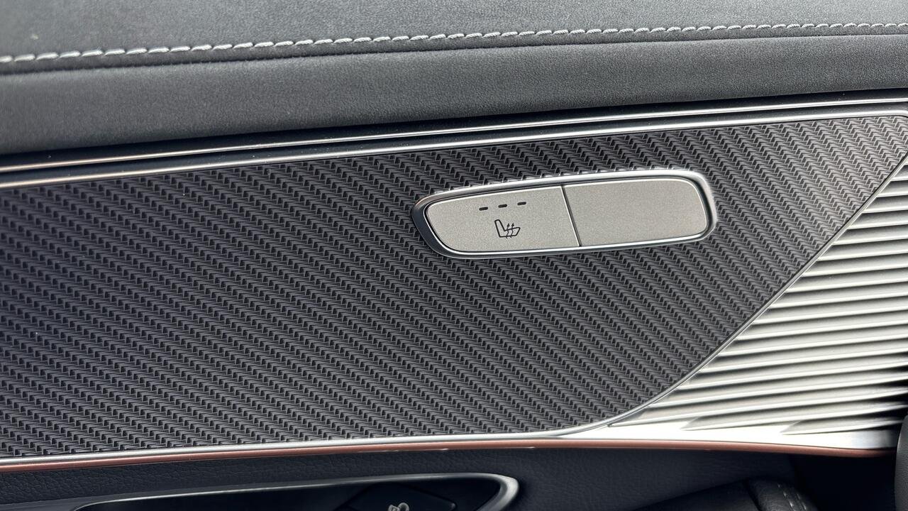 MERCEDES-BENZ EQC  400 AMG LINE 4MATIC   - Image 34