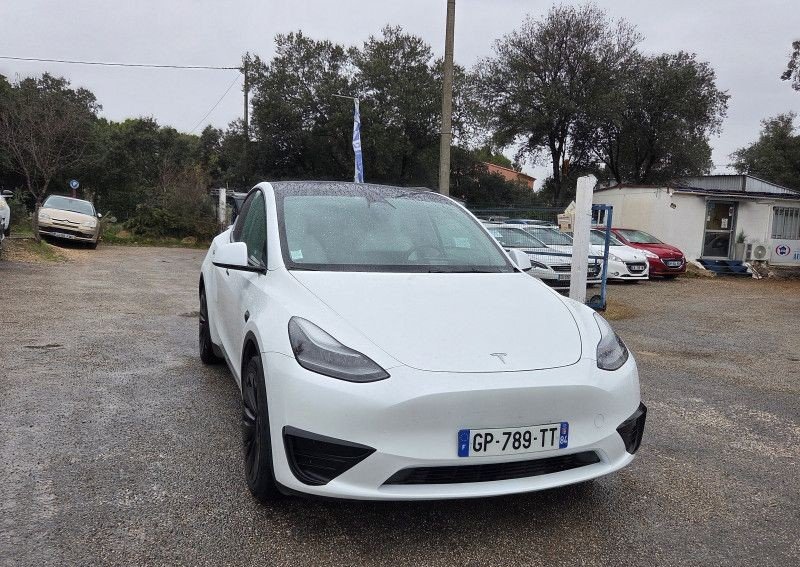 Tesla Model Y Standard RWD - Image 1