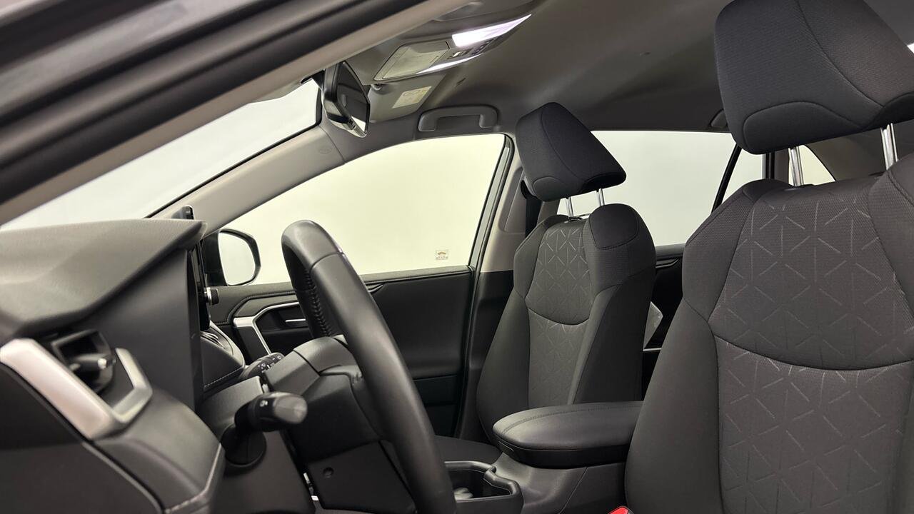 Toyota RAV 4 HYBRIDE 2WD DYNAMIC BUSINESS BEYOND ZERO - Image 6