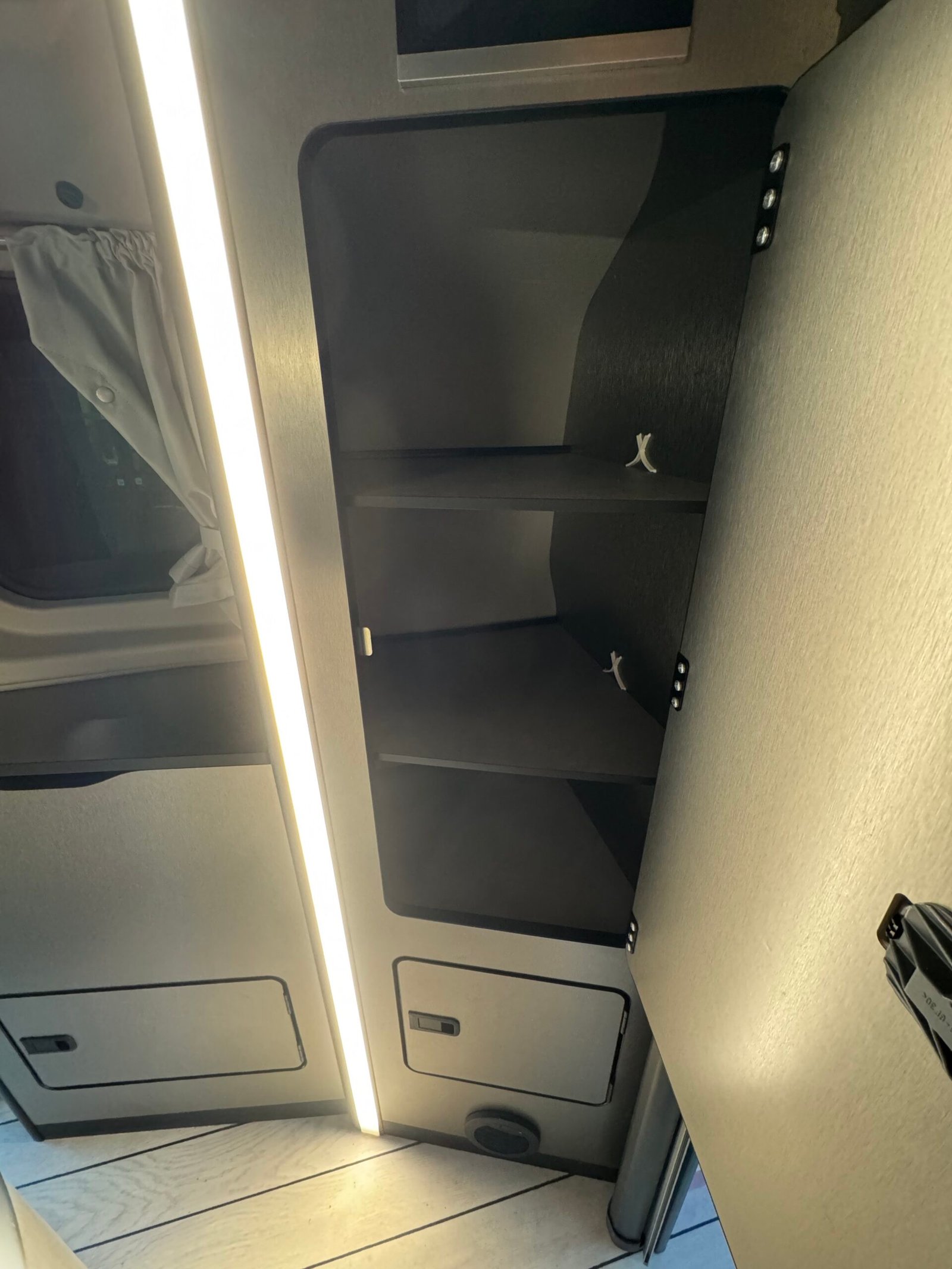 Ford Transit Custom  Nugget plus - Image 13