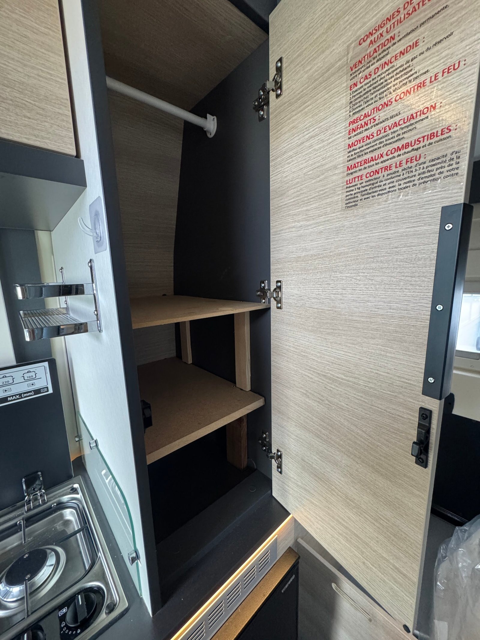 Peugeot BOXER 2,2L Dreamer D43 UP ADDICT  - Image 11