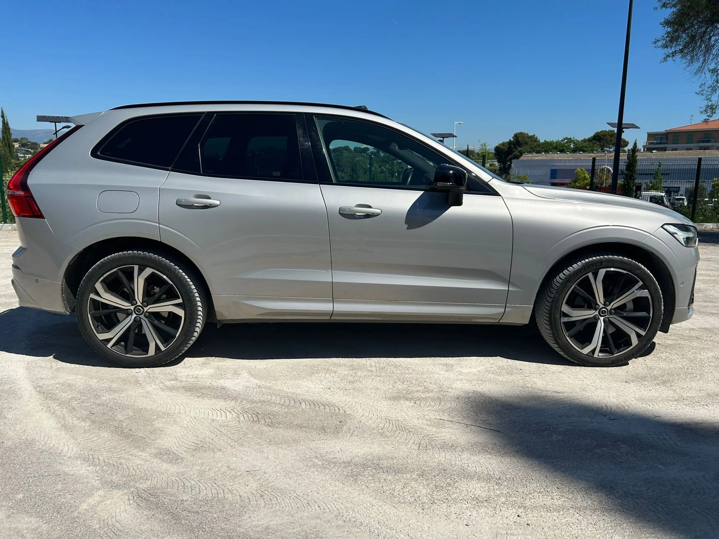 Volvo XC60 - Image 3