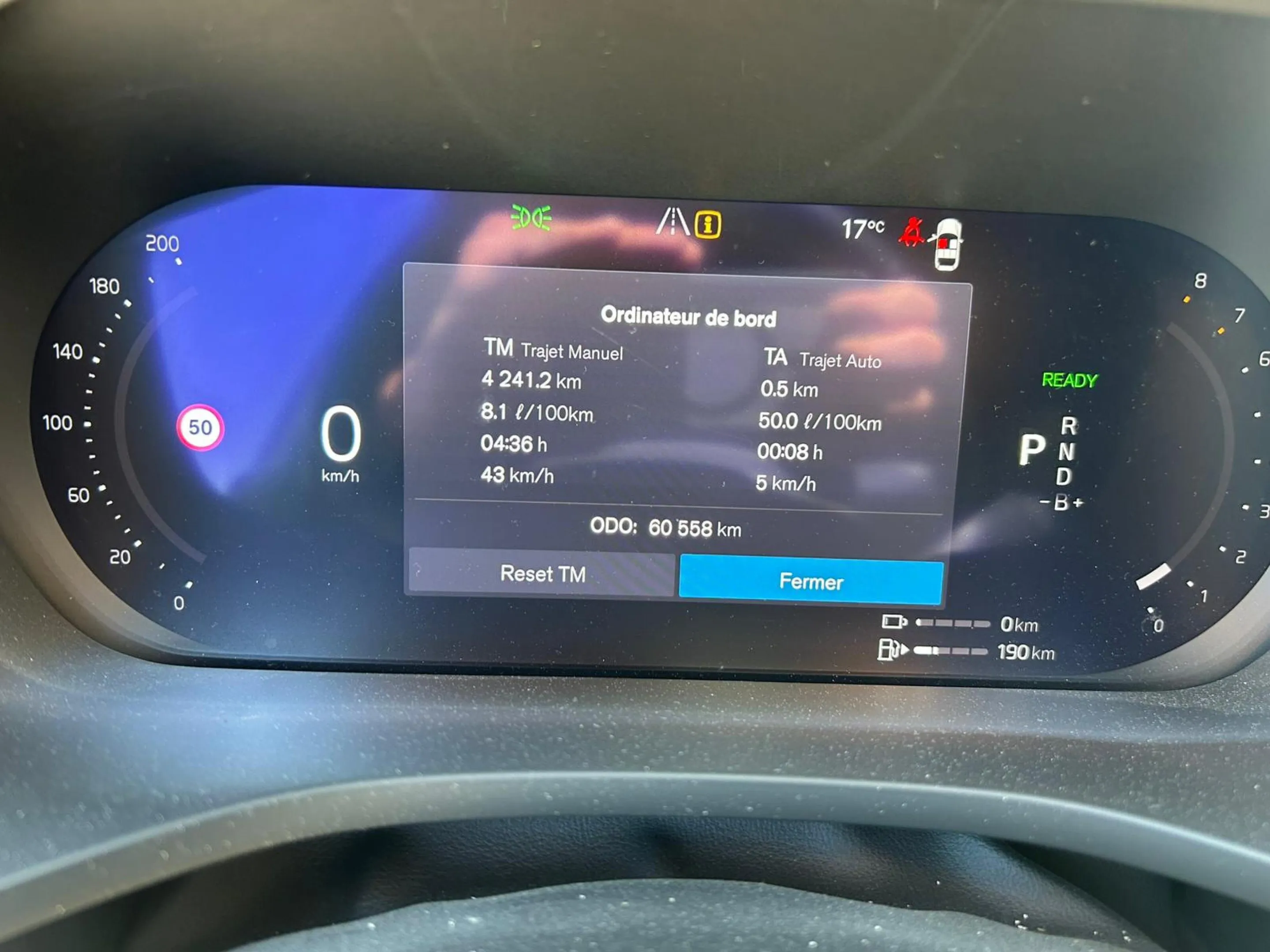 Volvo XC60 - Image 12