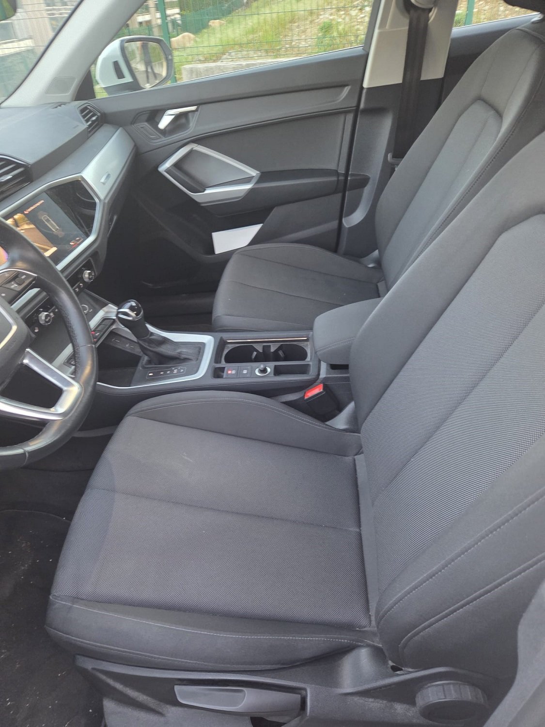 Audi Q3  Sportback 35 TDI 150ch Design S tronic 7 - Image 8