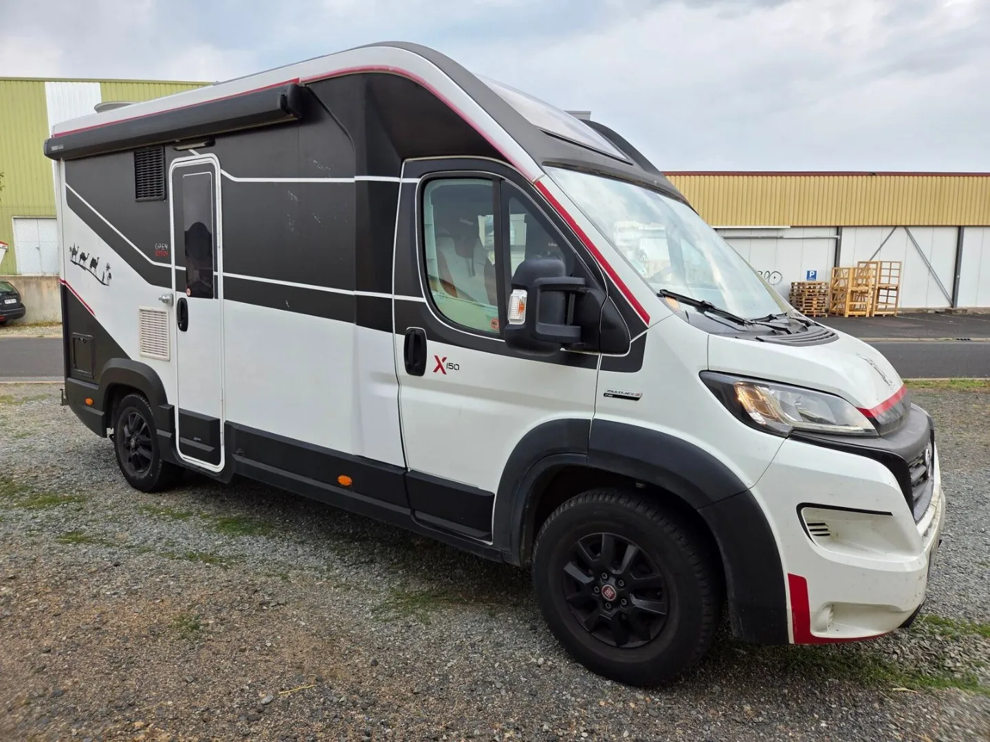 Challenger X150 Open Edition